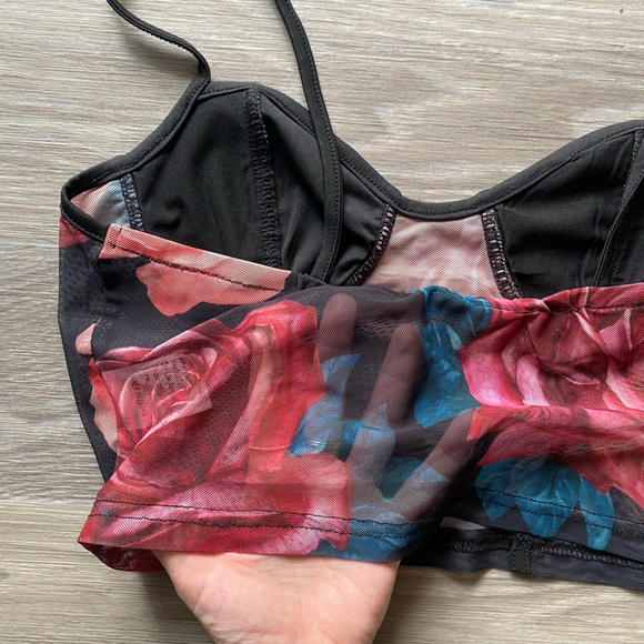 Sheer Buster Crop Top - Picture 4 of 4